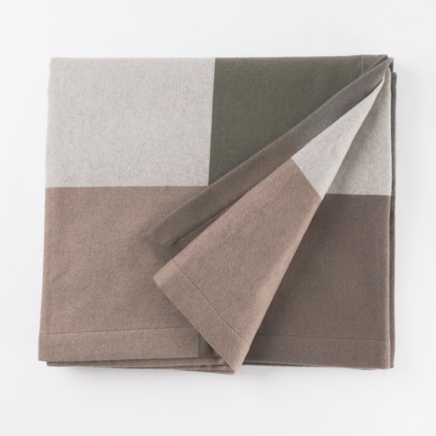 Fossa Throw