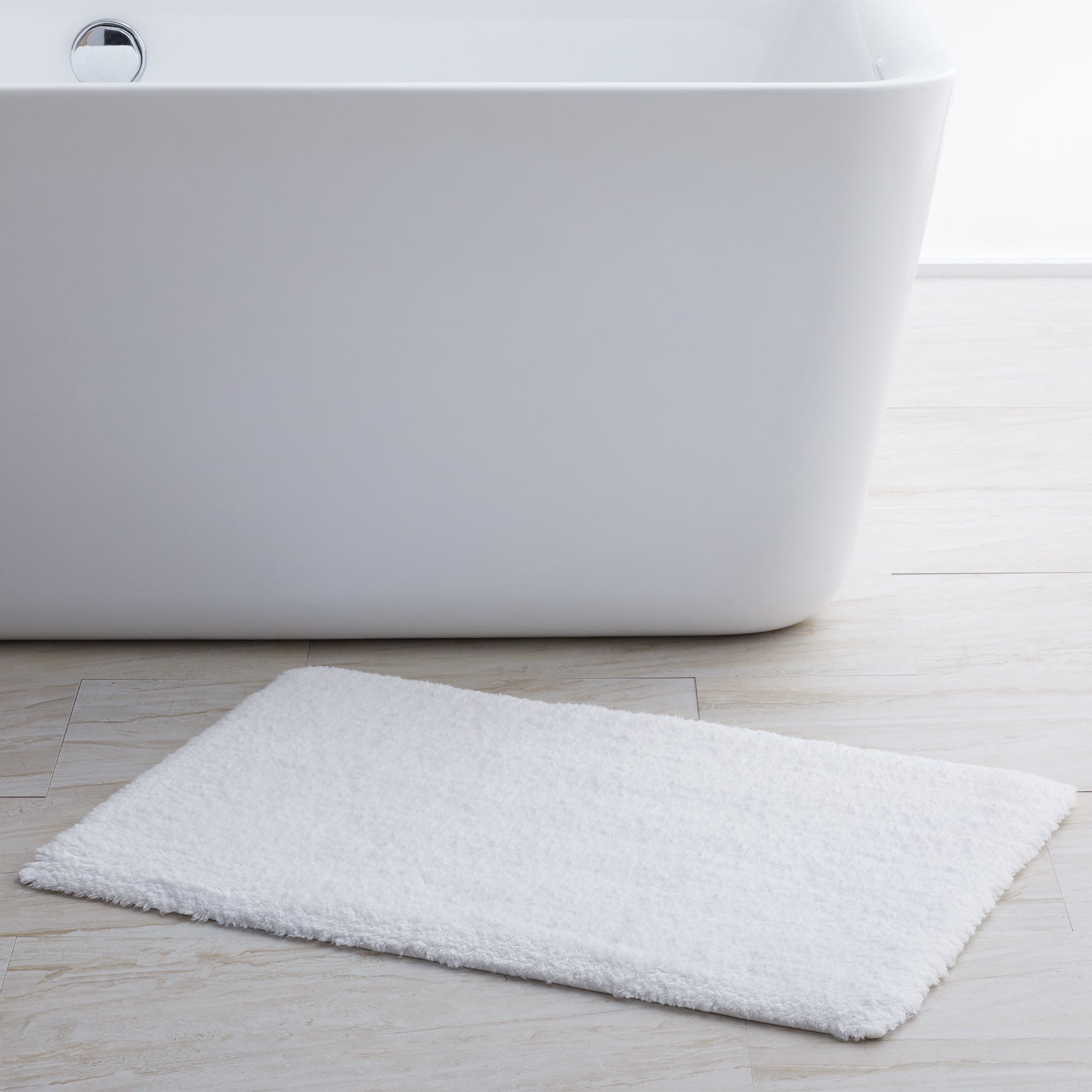 http://www.scandiahome.com/cdn/shop/products/indulgence-bath-rugs-scandiahome-white-default-web.jpg?v=1670869441