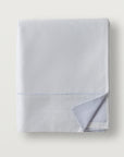 Alistair sateen flat sheet in the color cielo , 