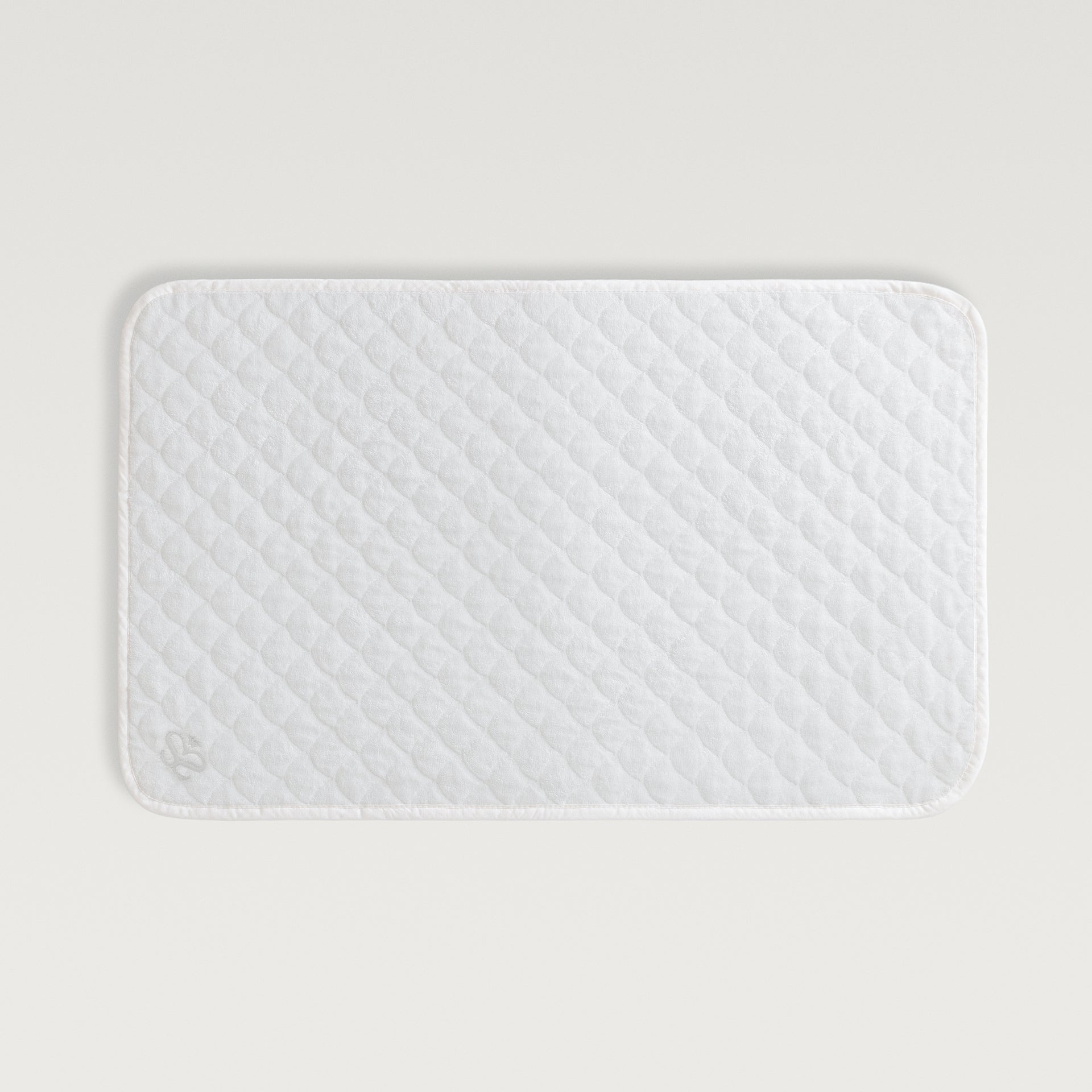 Delfine Bath Mat in the color white 