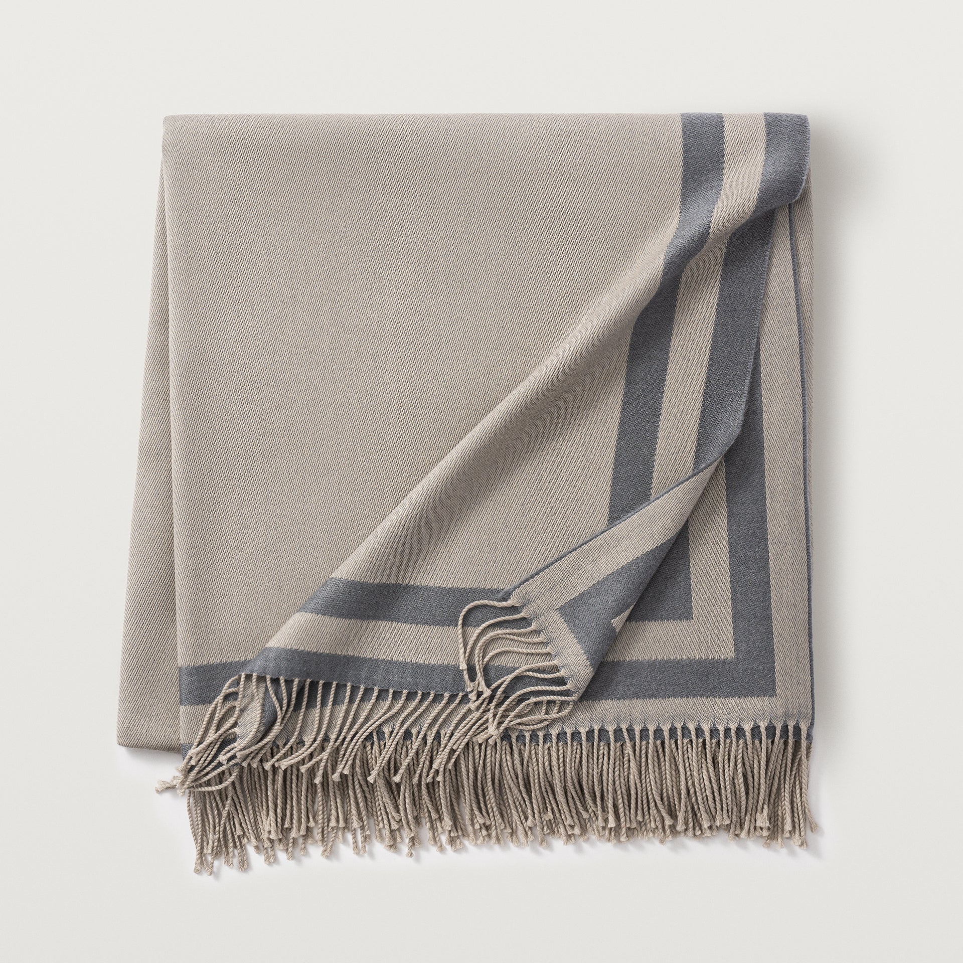 Carlyle Throw made from 70% Lambswool, 20% silk and 10% Cashmere ...