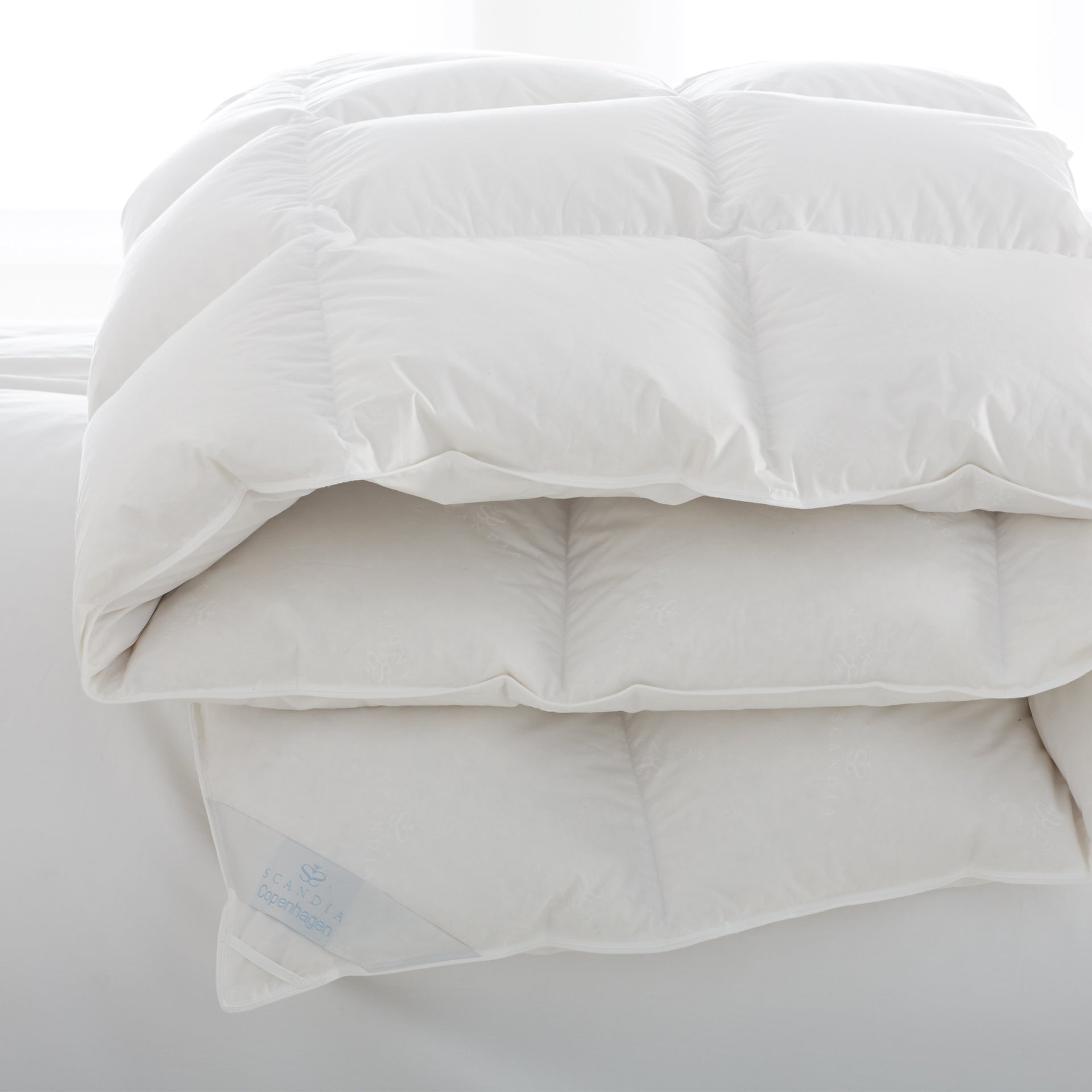 Scandia Copenhagen Down Comforte - California King