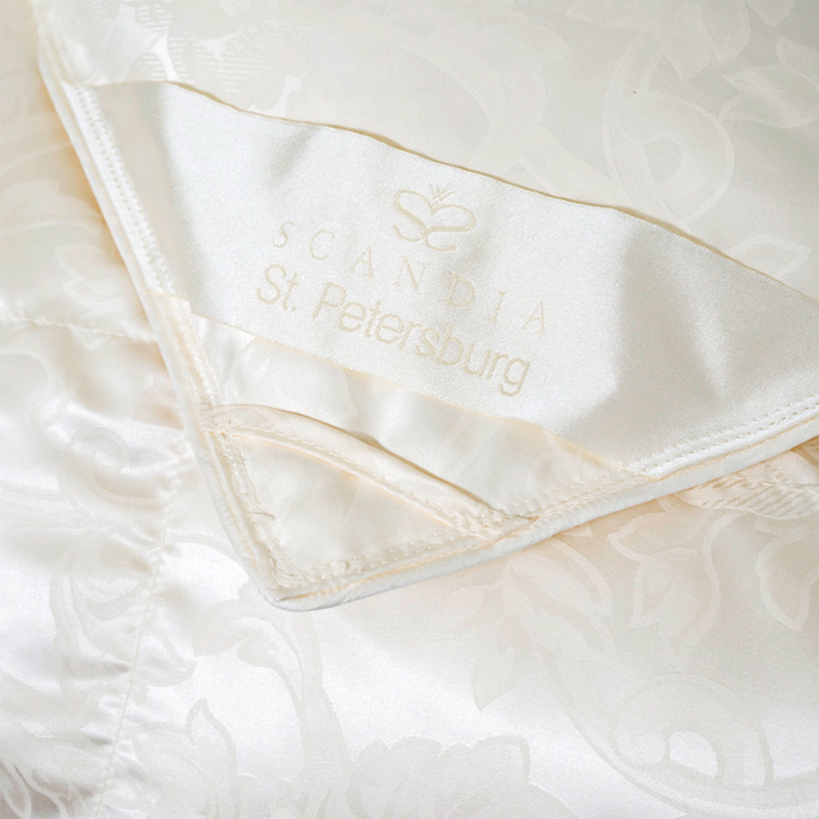 scandia home st.petersburg corner silk detail of stitching and fabric of the comforter 