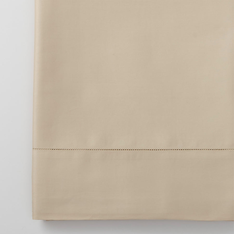 stresa sateen detail in the color sand, #color_sand